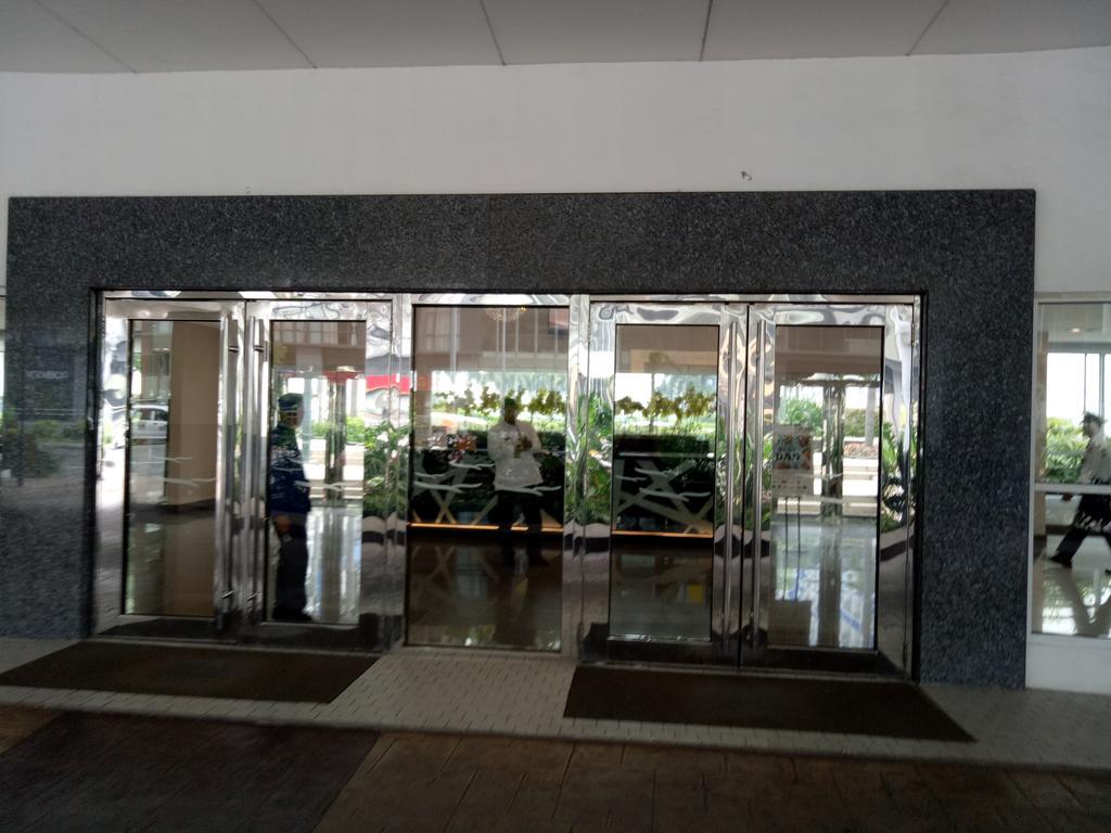 Chin'S Place Sea Residences Moa مانيلا المظهر الخارجي الصورة